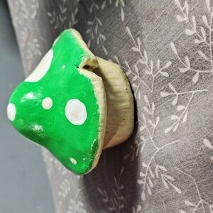 Golw in the dark 🍄 box